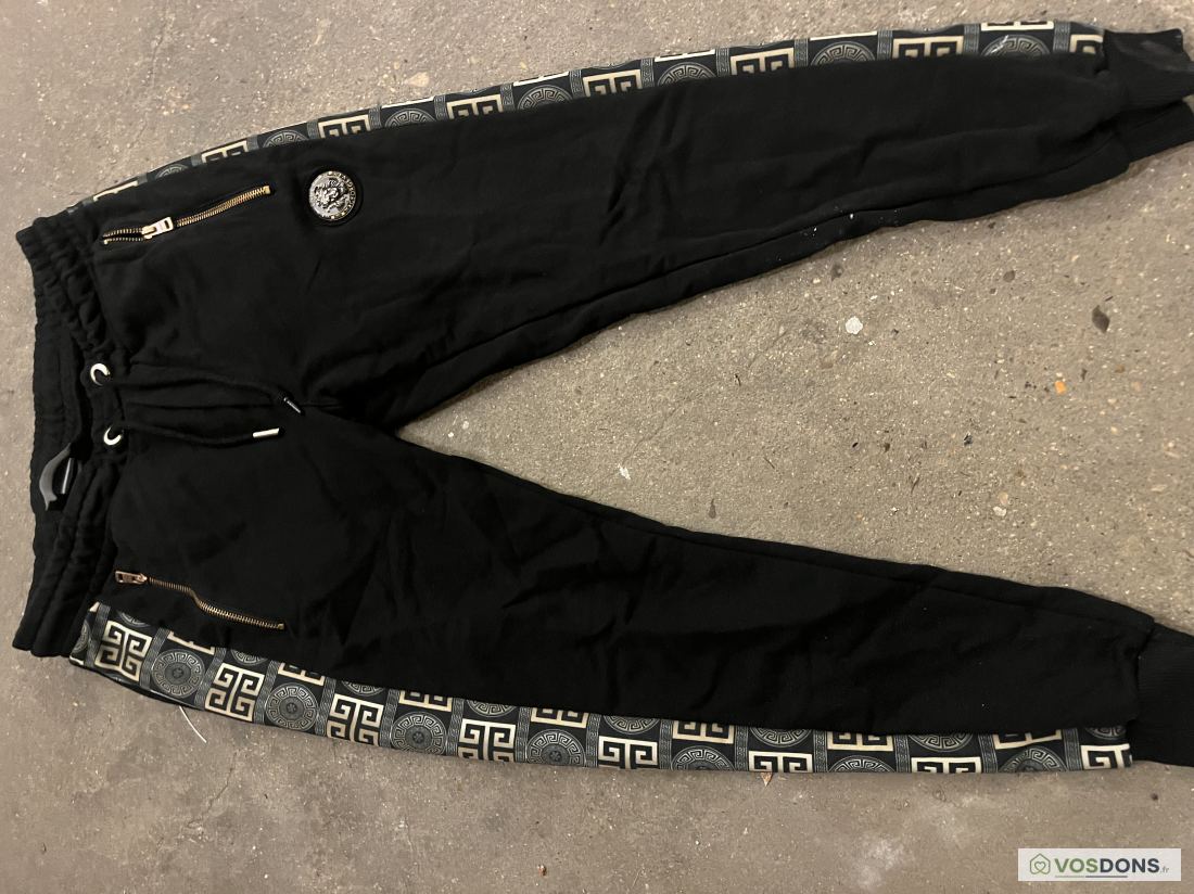 Pantalon — don gratuit à Trappes